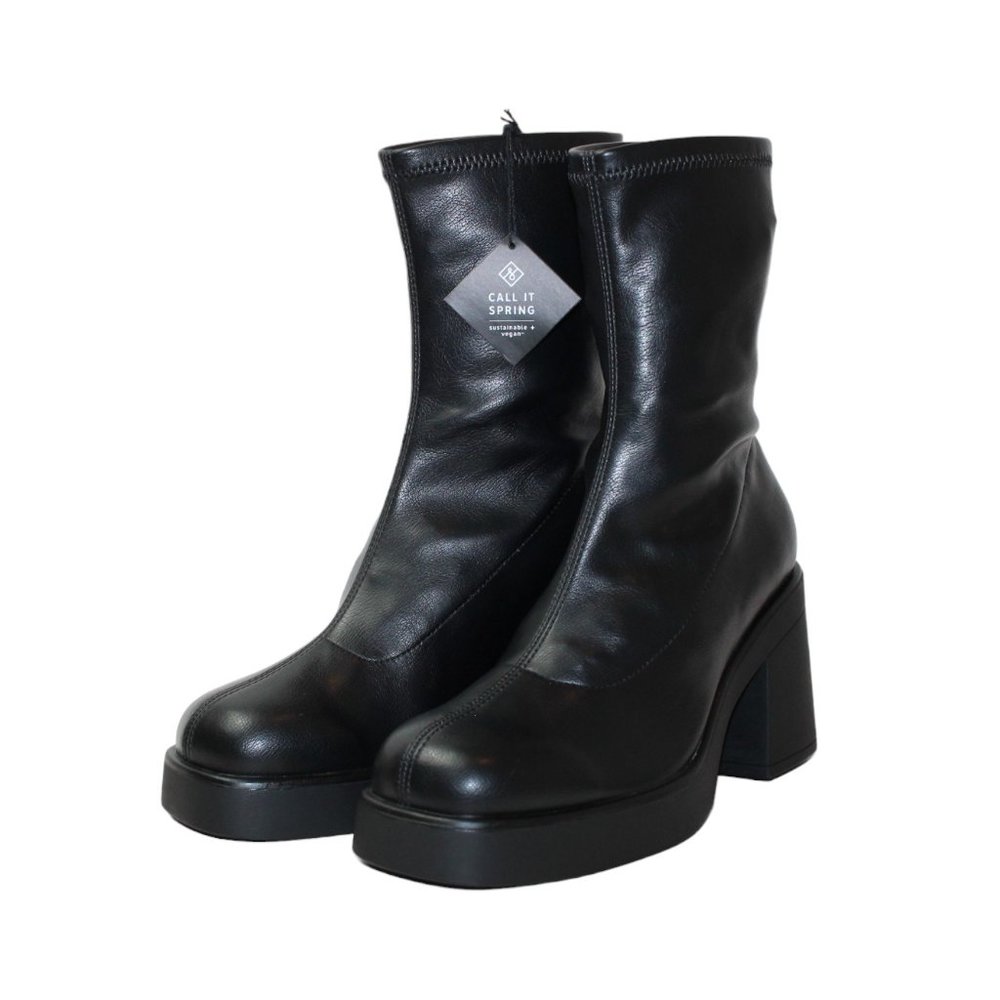 Call it Spring Shauna Stretchy VEGAN Leather Platform Heel Boots Women's 5.5 NEW